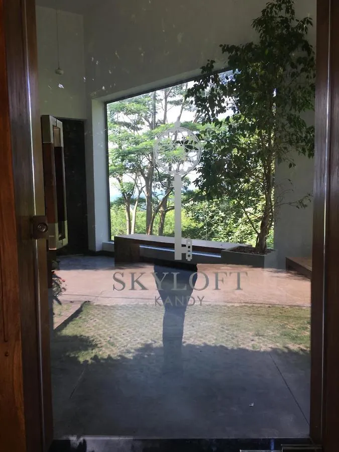 Hostel By Kandy Skyloft