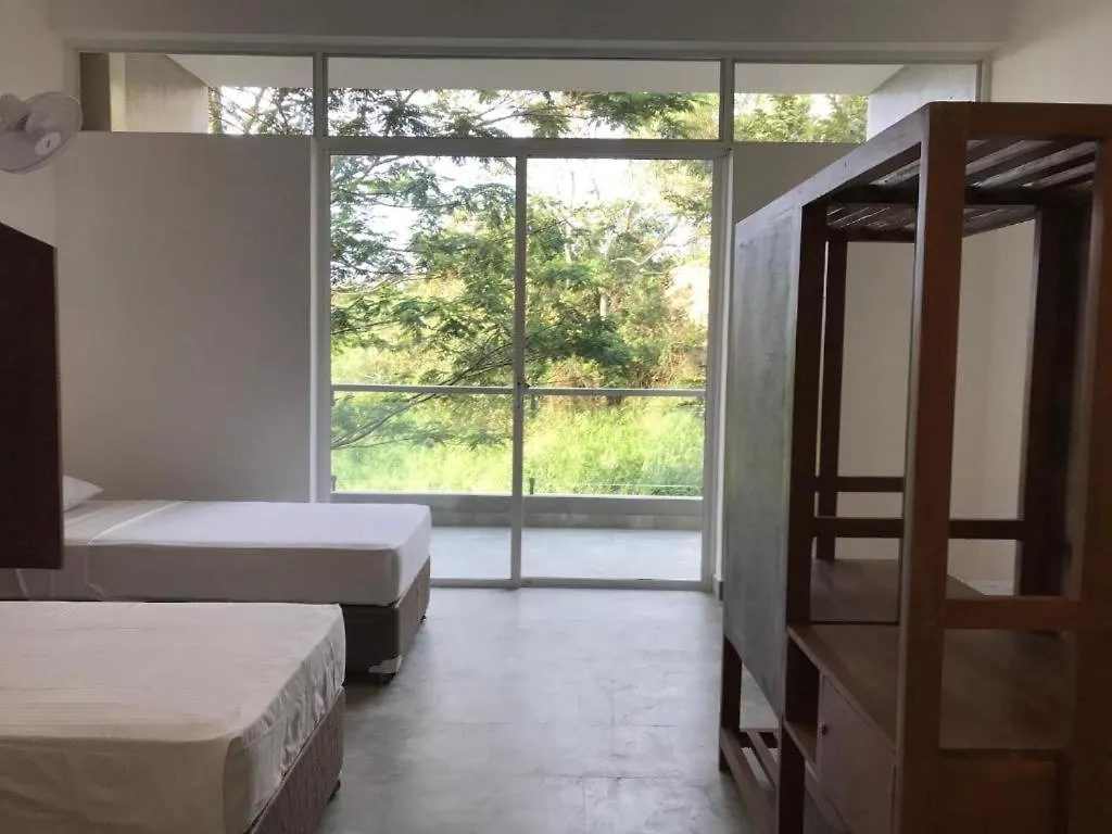 Hostel By Kandy Skyloft